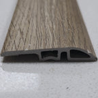 Cubrejunta desnivel R SPC SPCM-01 2.4m x 4.5cm x 0.9cm – Acabado Premium para pisos