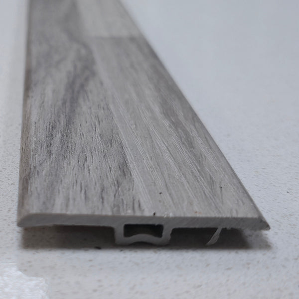 Cubrejunta T SPC SPCB-01 2.4m x 4.5cm x 0.7cm – Acabado Premium