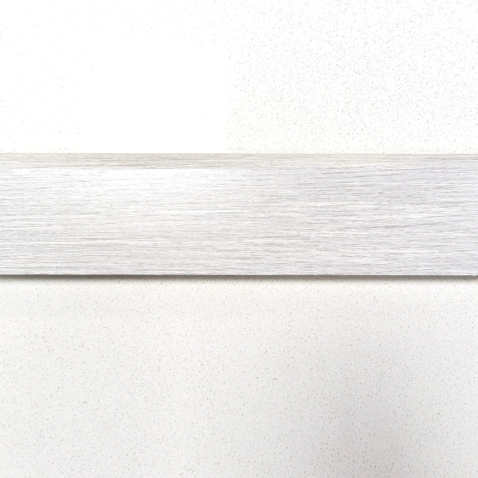 Guardapolvo MDF Laminado Veta Madera Evoke Concrete 12mm x 70mm x 2.4m