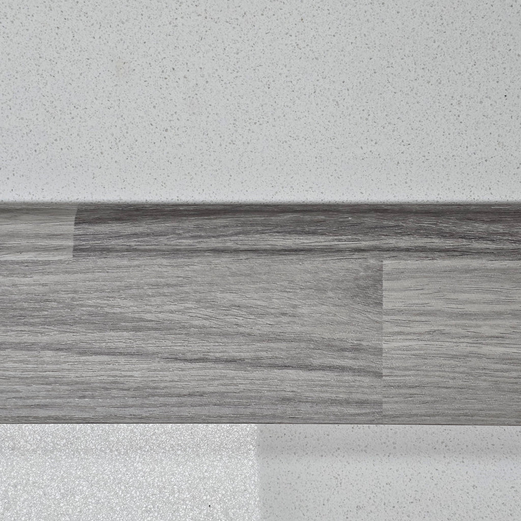 Guardapolvo SPC SPCB-01 2.4m x 8cm x 1.5cm