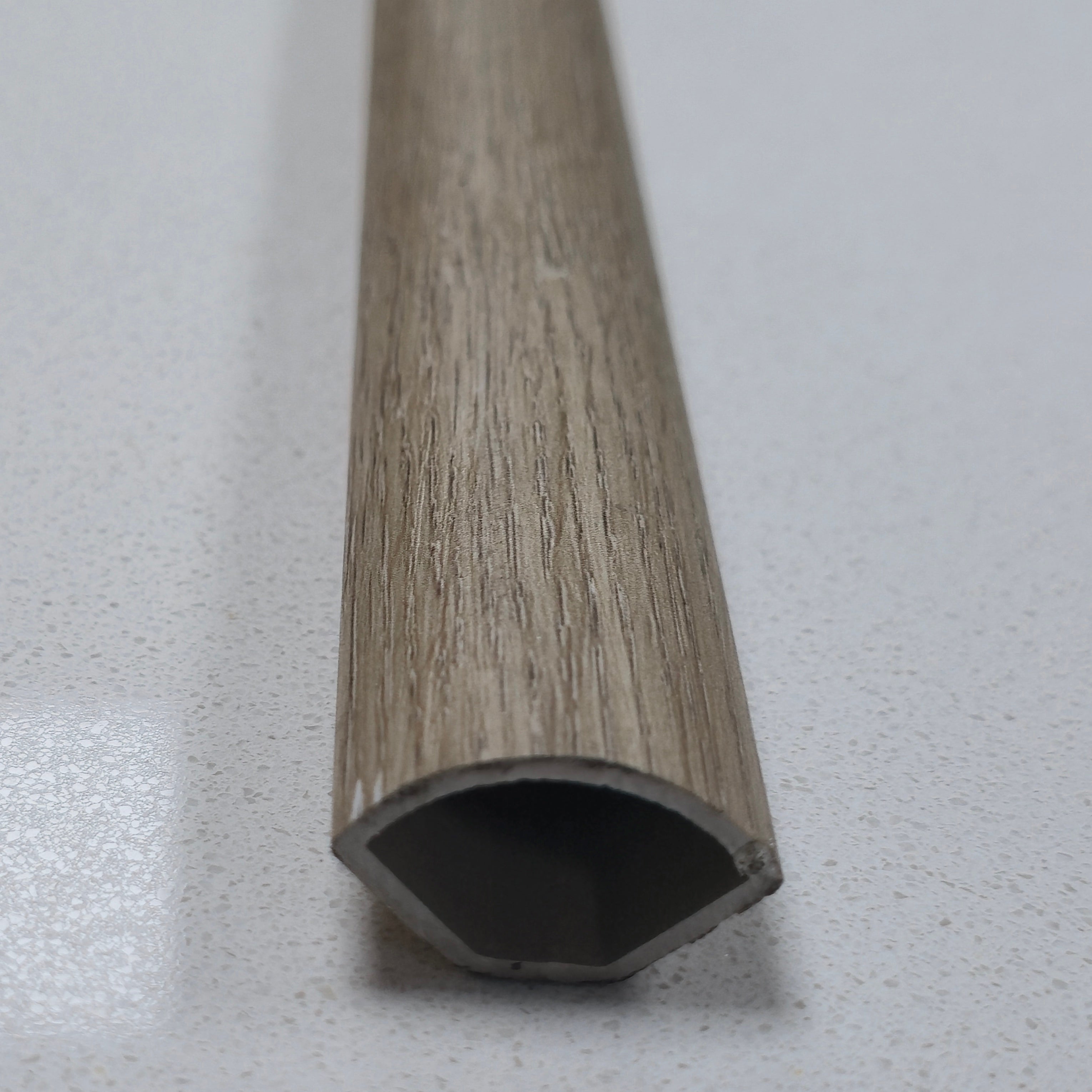 Junquillo SPC SPCM-01 2.4m x 2.8cm x 1.6cm