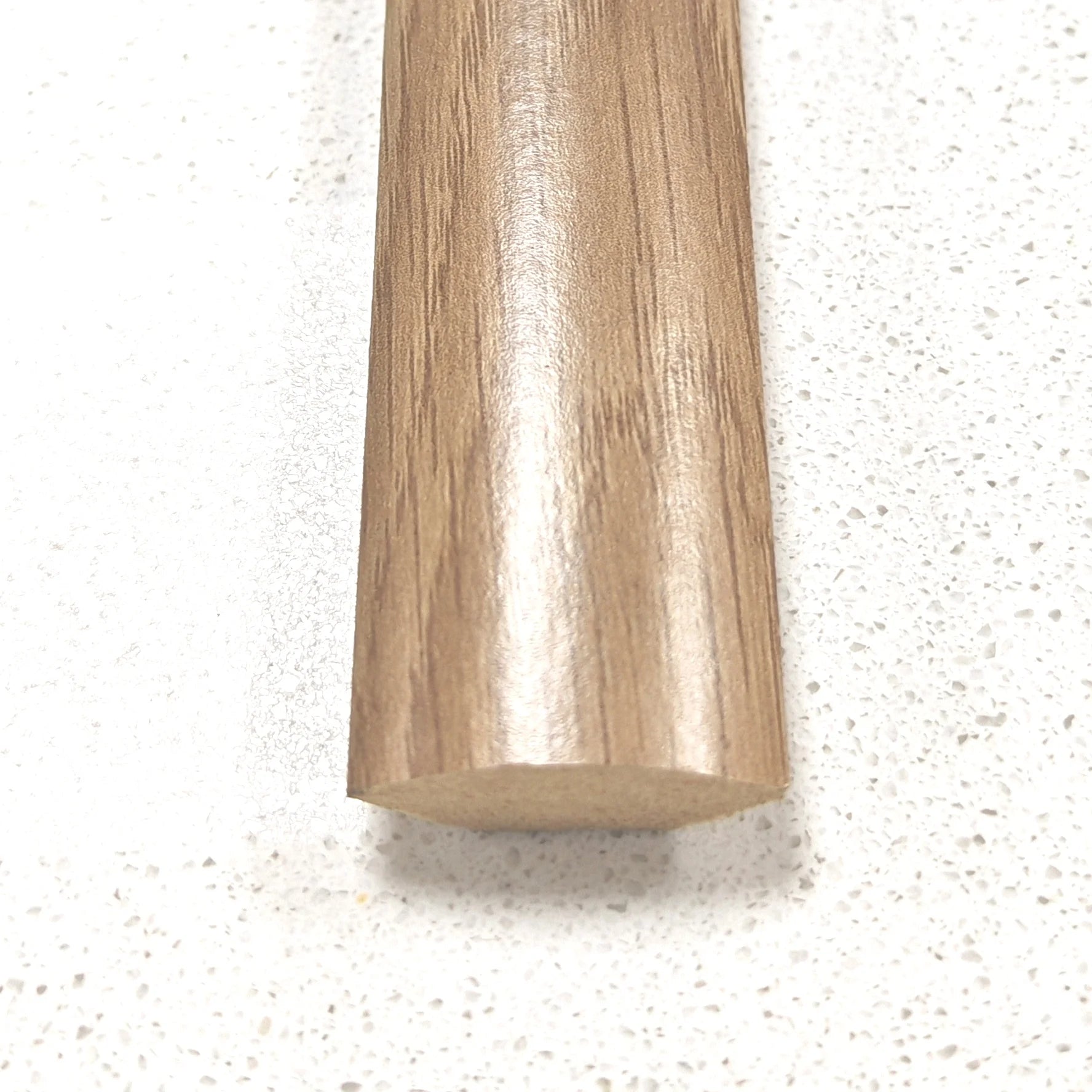 Junquillo MDF Laminado Veta Madera Roble Crudo 20mm x 20mm x 2.4m
