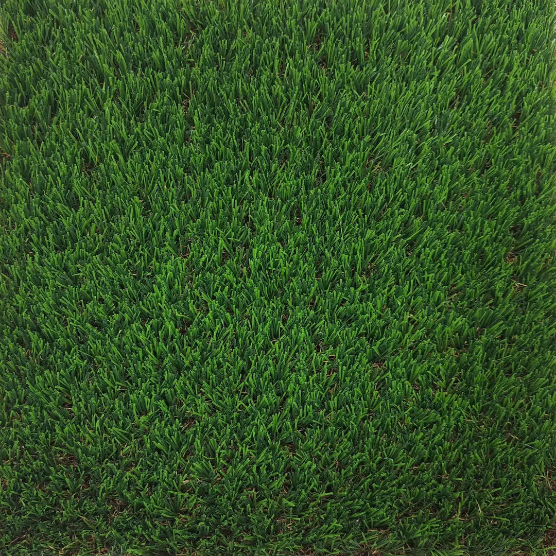 Pasto Sintético 30mm - Línea Supreme Luxury Grass - PS3004LSP