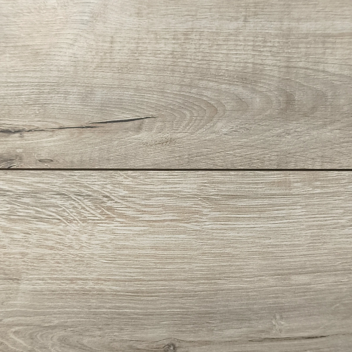 Piso Flotante Laminado Aleman - 8 mm - Hecho en Alemania - MicroBisel - Alto Tráfico - Capuchino - Rinde 1.99m2