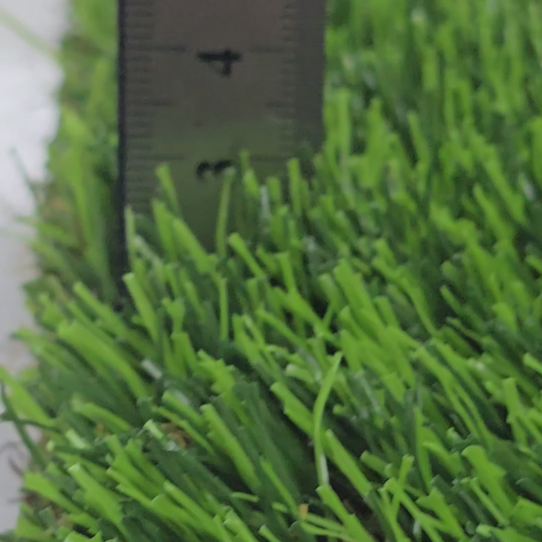 Pasto Sintético 30mm - Línea Supreme Luxury Grass - PS3004LSP